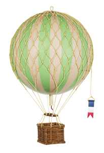 Green Travel Light Balloon