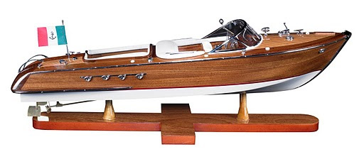 Aquarama Speedboat